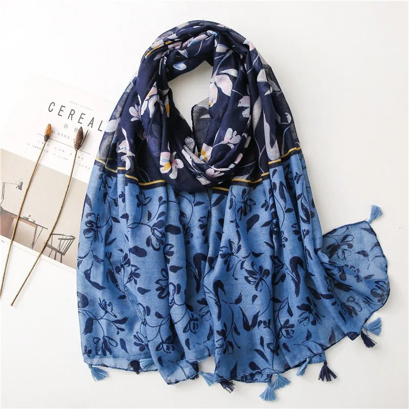 Echarpe Bleue Chic et Élégante - L'Atelier du Foulard