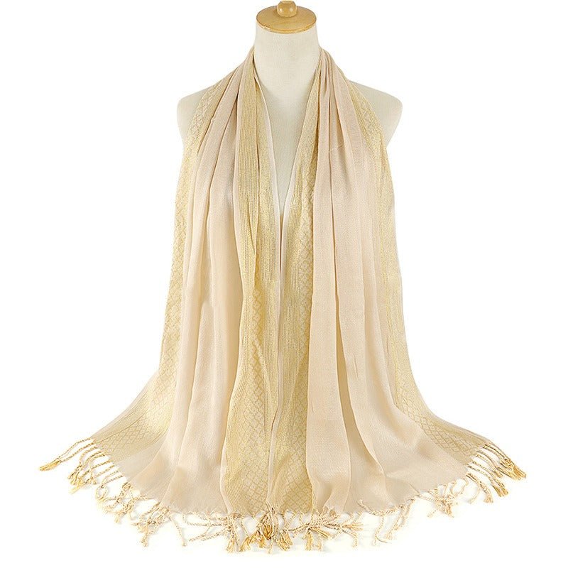 Écharpe Dorée Chic et Raffinée - L'Atelier du Foulard