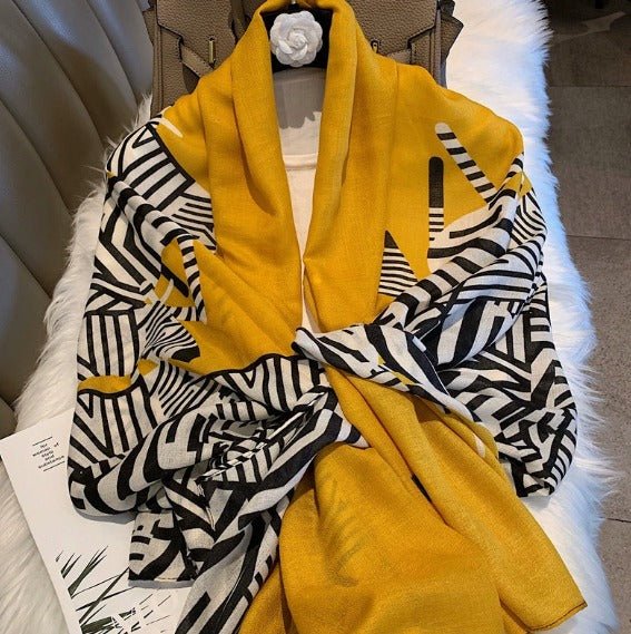 Foulard en coton géométrique noir, blanc et orange - 14:1052XB095-01 - L'Atelier du Foulard