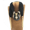 Foulard bijou avec pendentif or et noir - 14:29#1;5:200003528#Adult - L'Atelier du Foulard